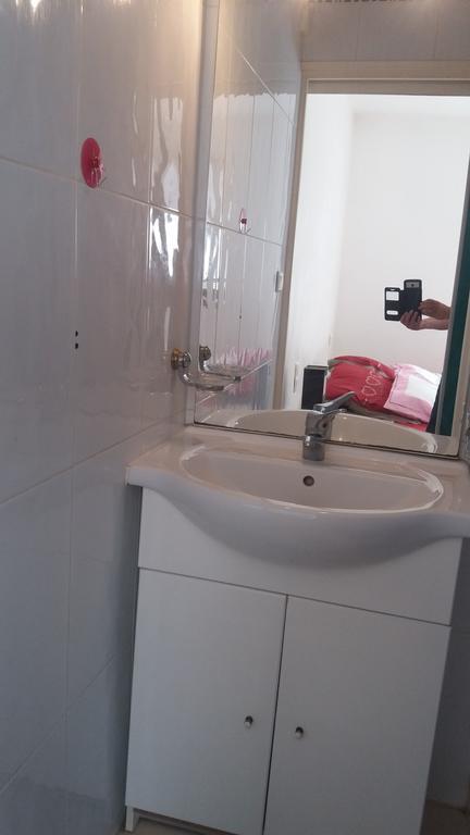Canet Plage Appartement Vue Laterale Mer, 1 Chambre , Wifi, Climatisation, Parking Securise Couvert Exterior photo